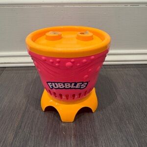 NWOT Fubbles Pink and Orange Auto Bubble Maker for Kids Toddlers Babies